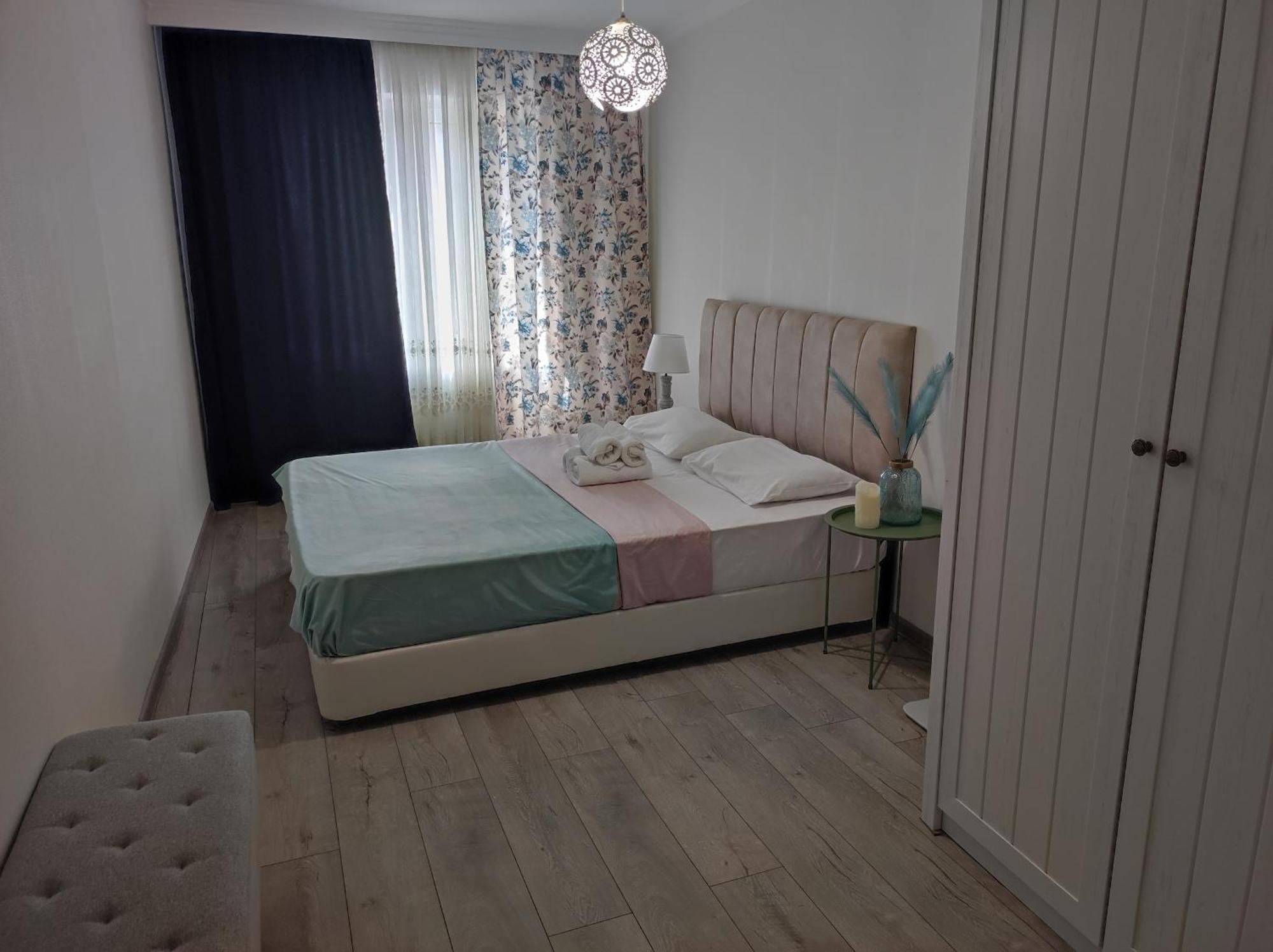 Friendly Guest House Kutaisi Eksteriør bilde